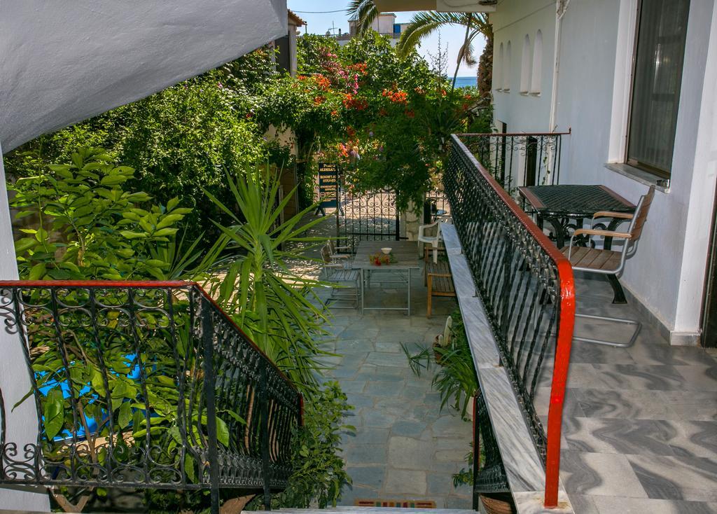 Pension Aldebaran Hotel Potos Ngoại thất bức ảnh