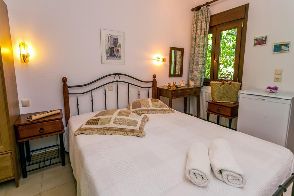 Pension Aldebaran Hotel Potos Phòng bức ảnh