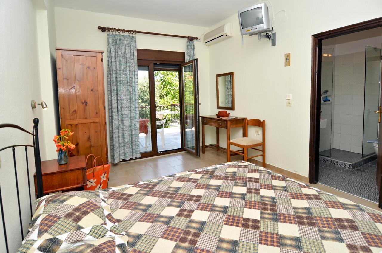 Pension Aldebaran Hotel Potos Ngoại thất bức ảnh